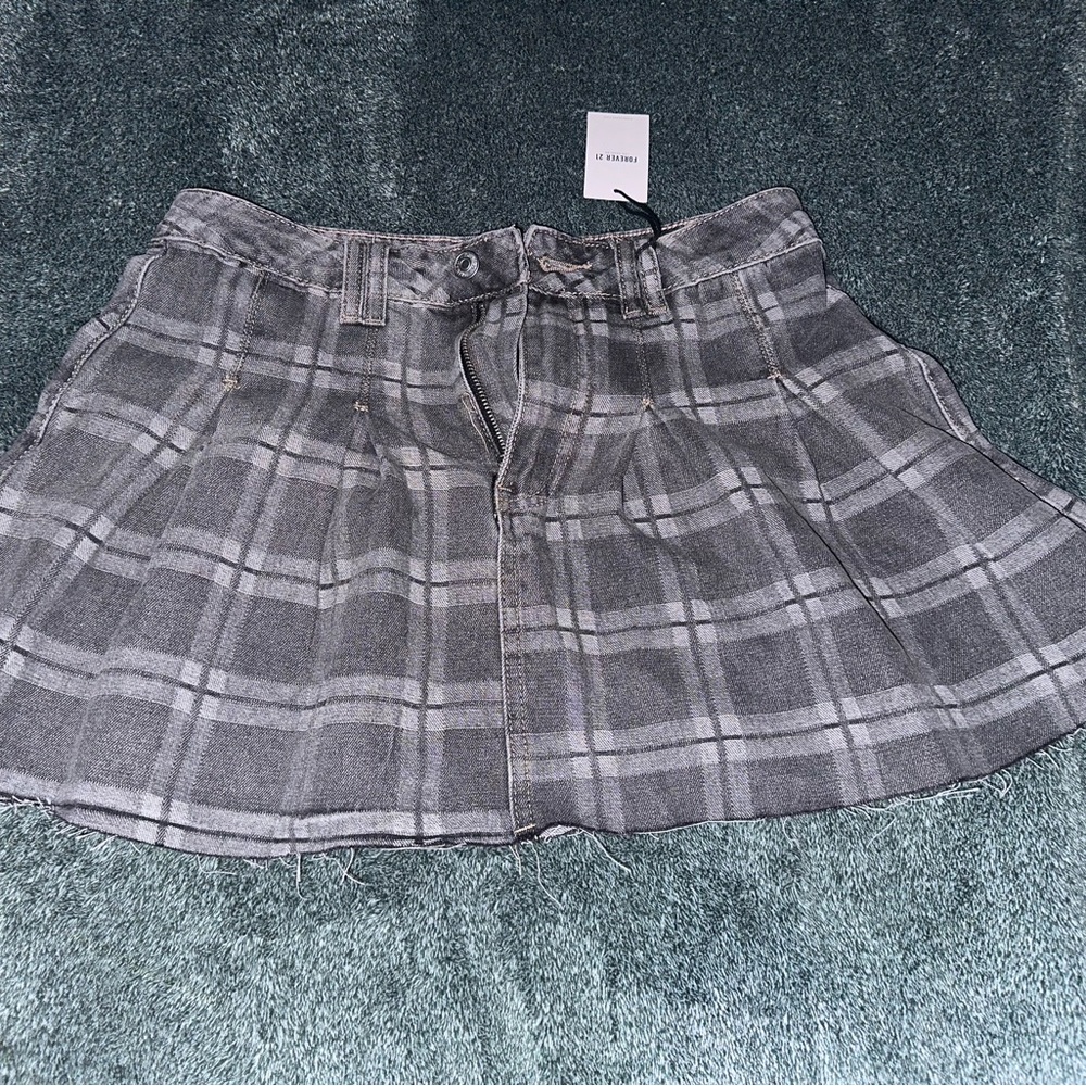 Forever 21 Gray Plaid Skater Skirt